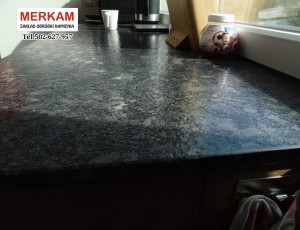 Blat kuchenny z kamienia naturalnego / granit Steel  Grey lapatura  / Merkam