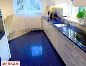 Blat kuchenny z konglomeratu Starlight Blue marki Technistone  / Merkam 