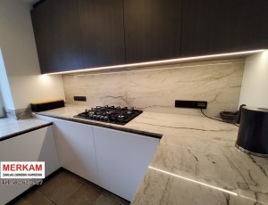 Blat kuchenny z kwarcu naturalnego Opus White / Merkam 