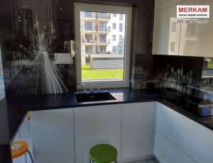 Blat kuchenny z konglomeratu  Brillante Black marki Technistone / Merkam