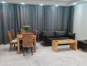 Realizacje Parapety, okładziny  i inne / Posadzka z marmuru Carrara Bianco / Merkam lodz
