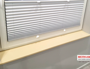 Parapet z konglomeratu Crystal Royal Technistone / parapet z kwarcogranitu na wymiar  / Merkam