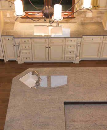 Blaty kuchenne z granitu colonial white
